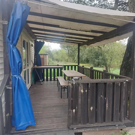 Climatise Dans Pinede *
